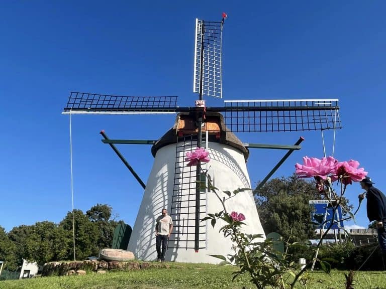 Gemeenskapskrag laat erfenisbaken uit die as herrys