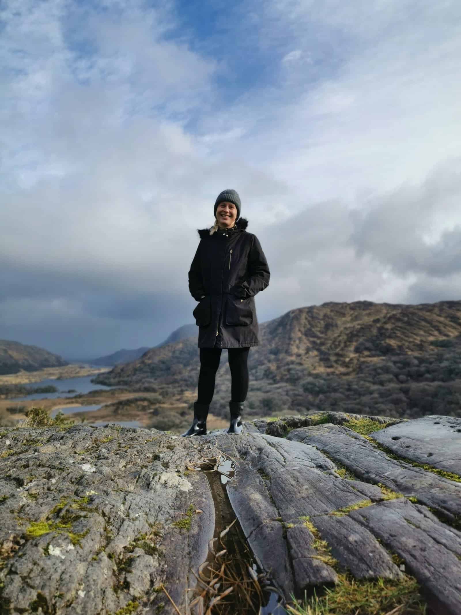 Ladies-View-in-Kerry-scaled