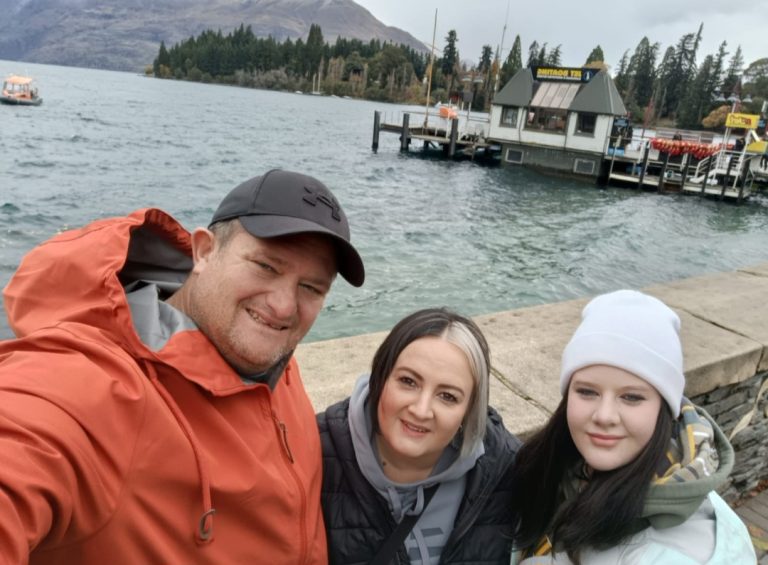 Uit en tuis: ’n e-pos uit Invercargill, Nieu-Seeland